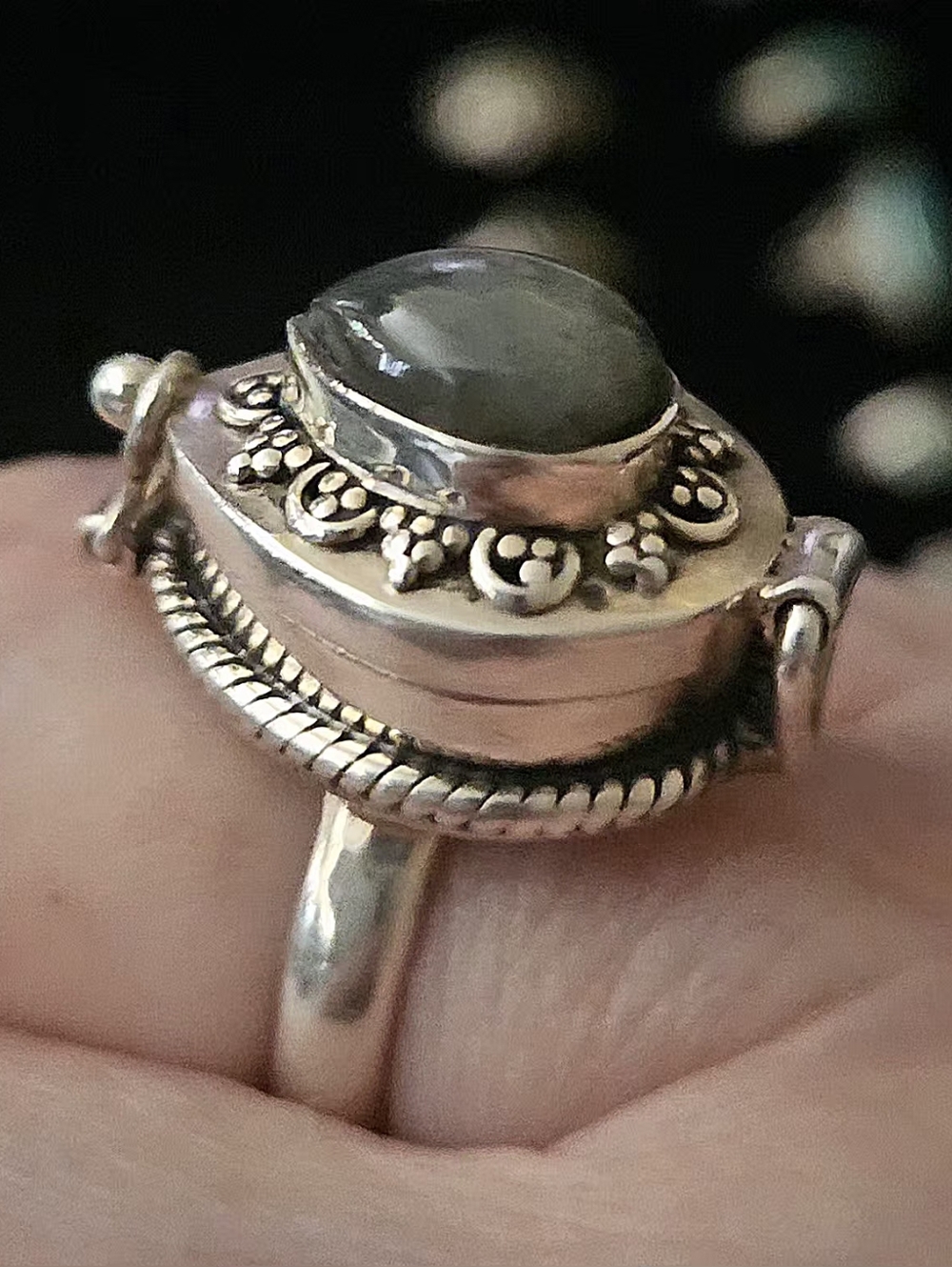 Grey Moonstone Poison Ring                 925 Silver  sz 7